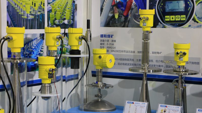 小标题：热电偶在工业中的应用